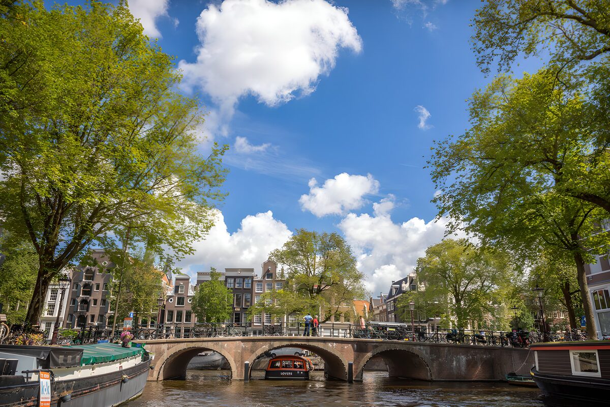TPFR22514: Pont paisible à Amsterdam