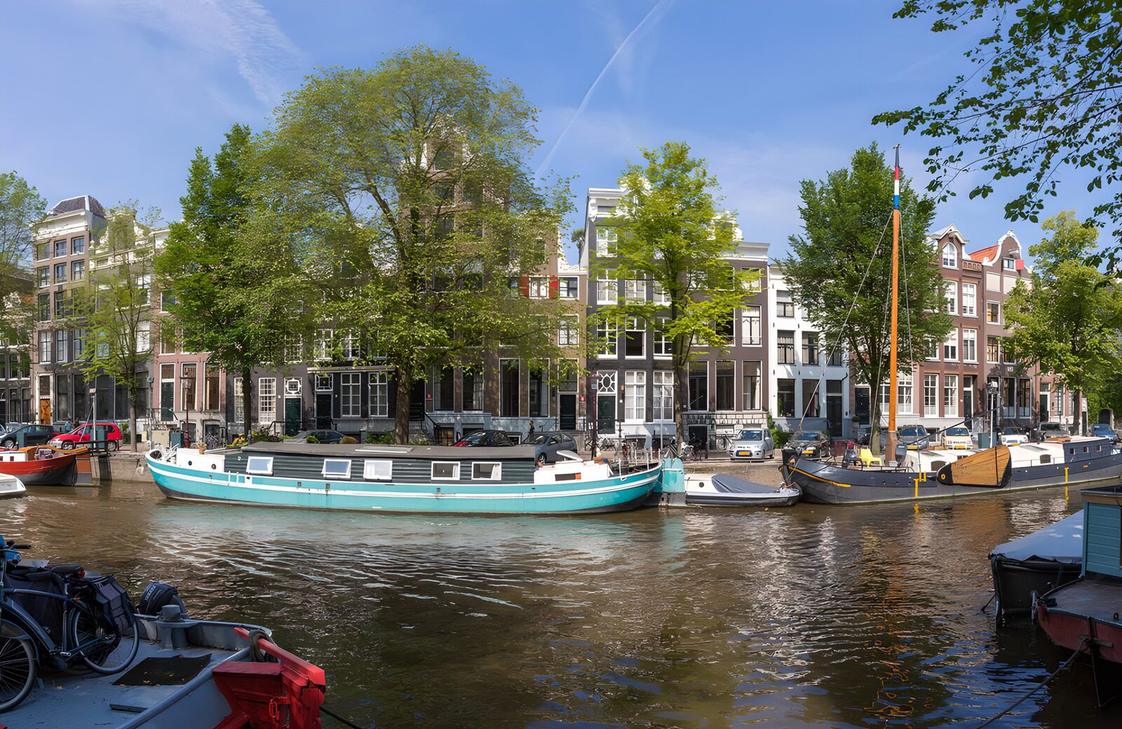 TPFR72102: Bateaux sur les canaux d'Amsterdam