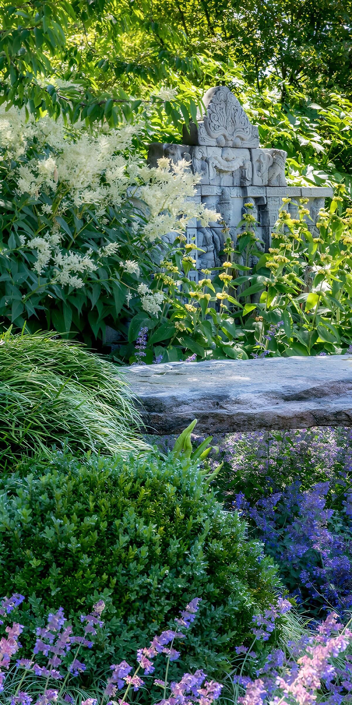 TPFR46639: Oasis de paix dans un jardin luxuriant