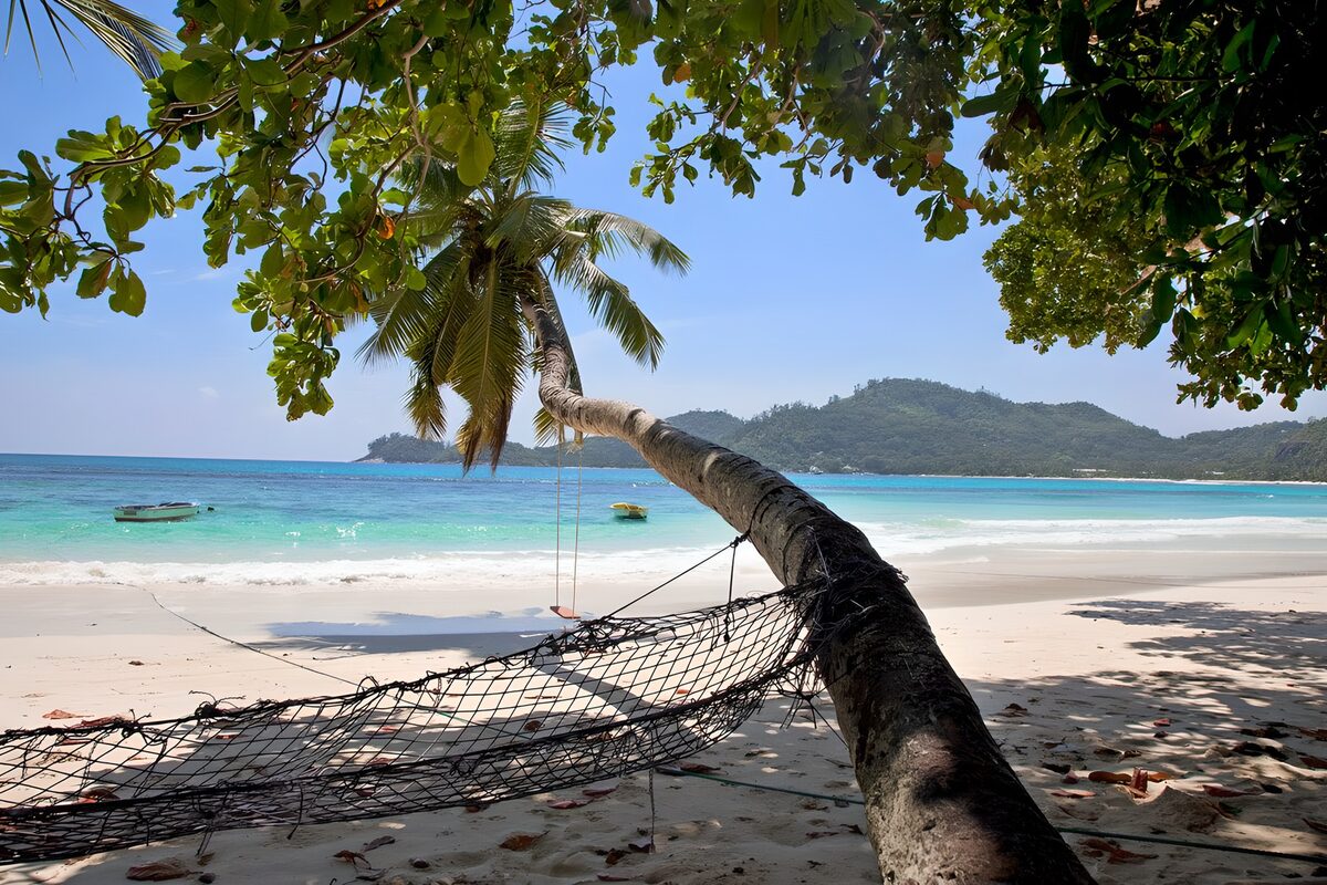 TPFR82524: Plage paradisiaque aux Seychelles