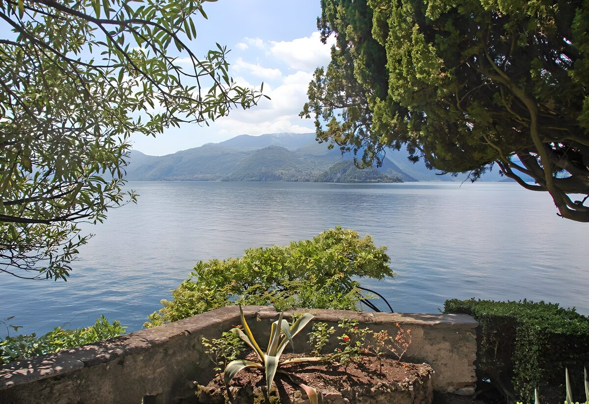 TPFR30341: Vue paisible sur le lac