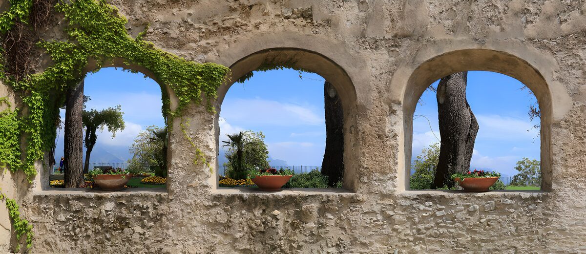 TPFR30860: Trois arches et verdure