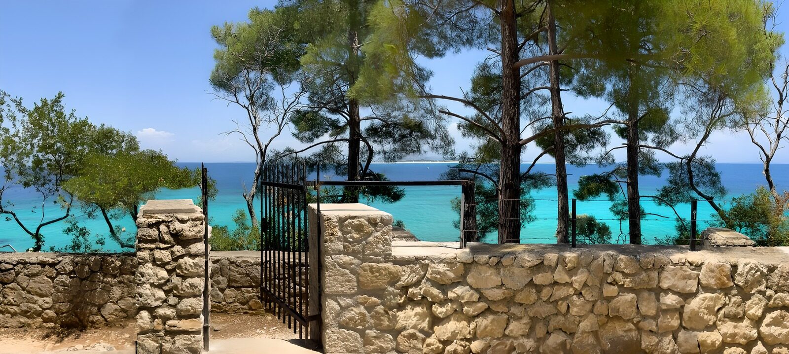 TPFR16637: Vue panoramique sur la mer turquoise