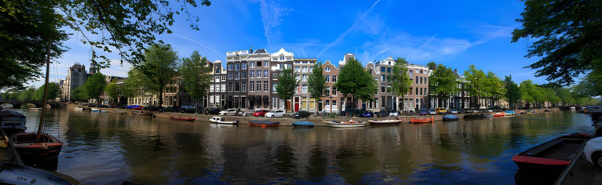 TPFR44471: Canaux d'Amsterdam en été