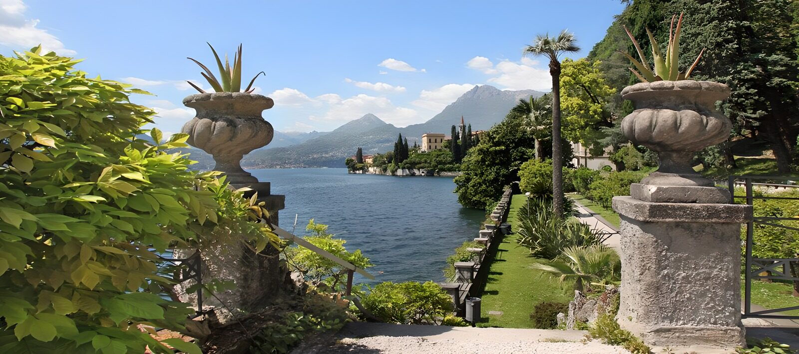 TPFR20254: Jardin paisible au bord du lac