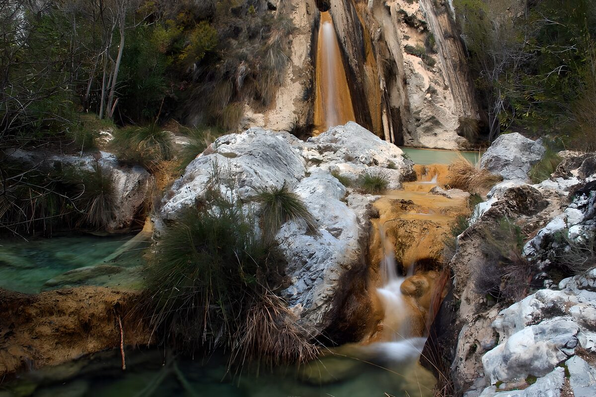 TPFR11771: Cascade secrète des gorges