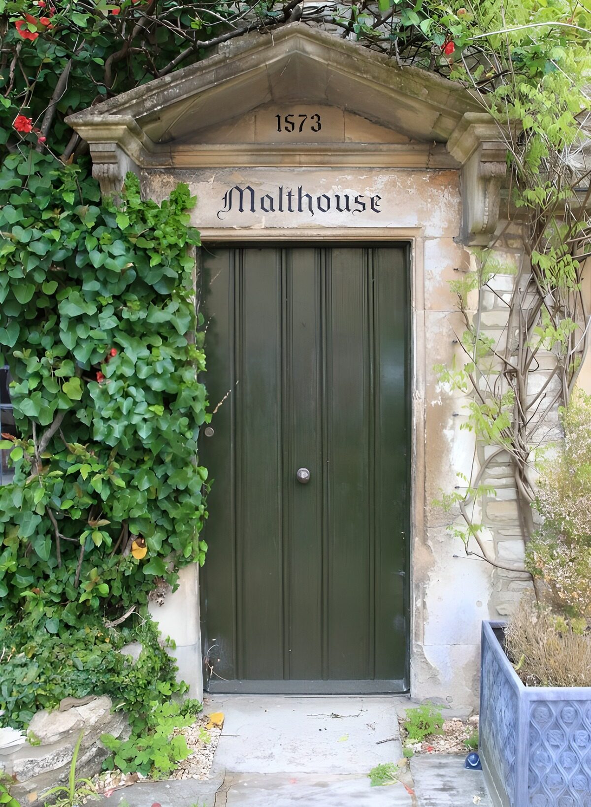 TPFR83648: Porte historique du Malthouse