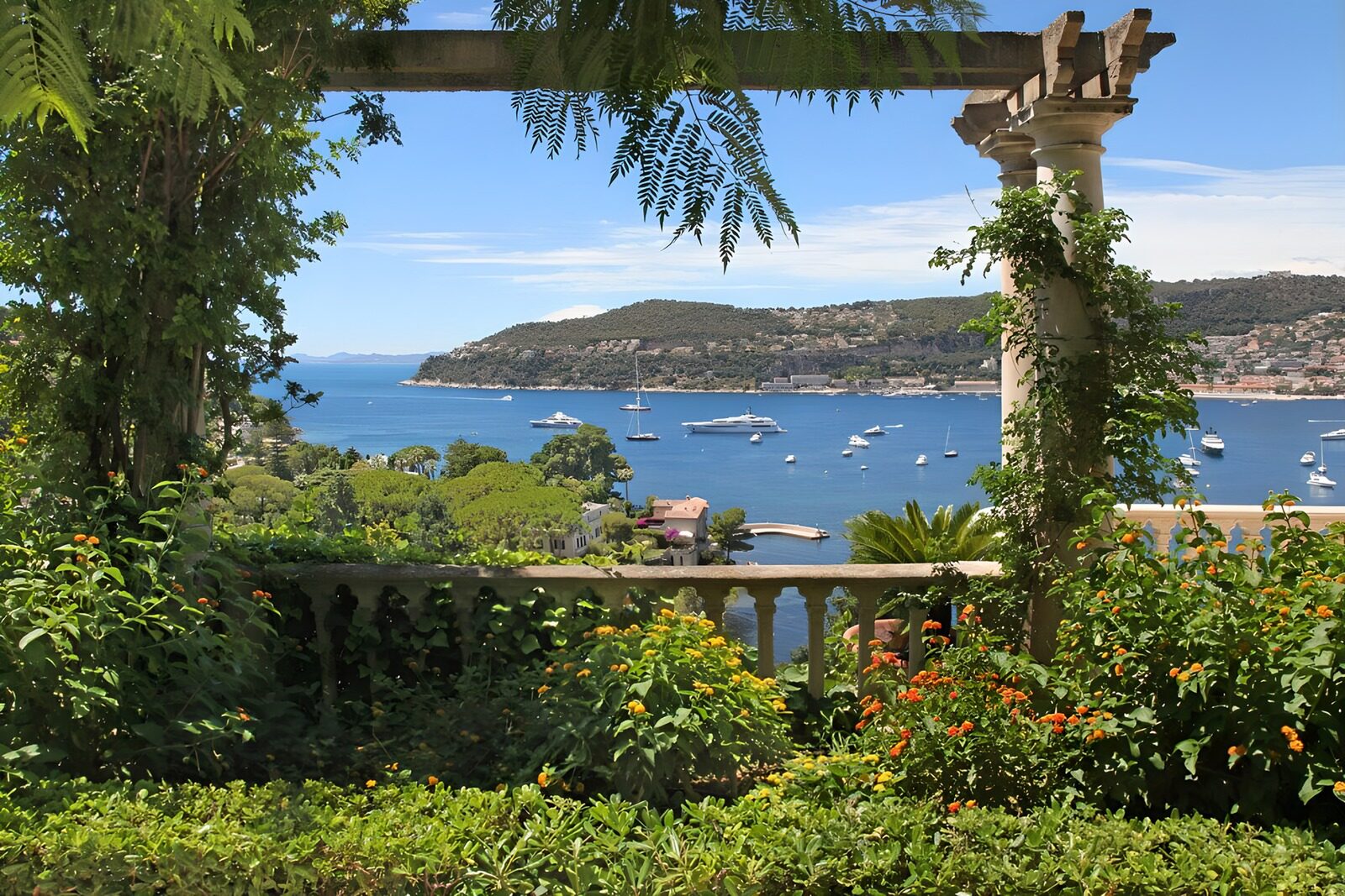 TPFR49298: Vue sur la baie de Nice