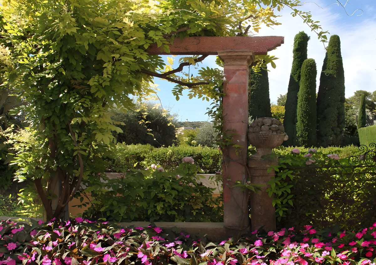 TPFR34287: Jardins enchantes au printemps
