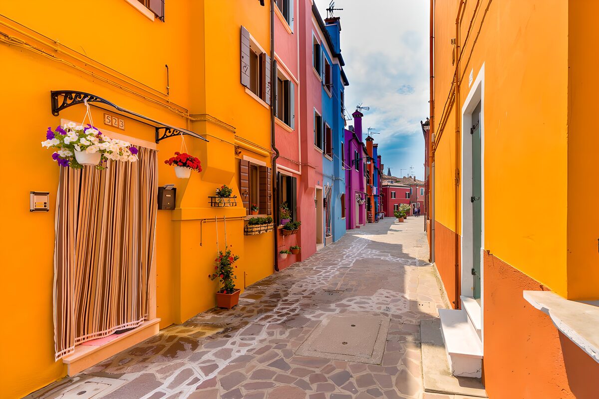 TPFR49344: Rue colorée de Burano