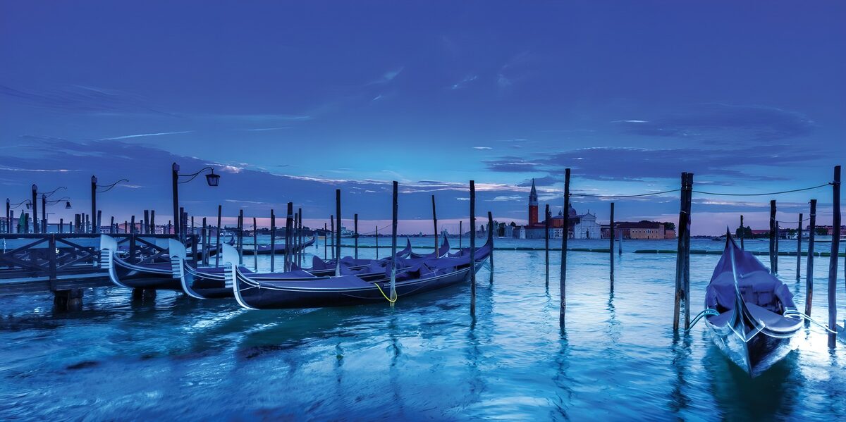 TPFR21015: Venise au crépuscule