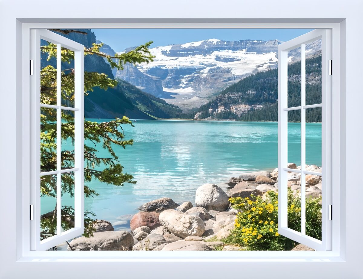 Vue panoramique sur le lac turquoise