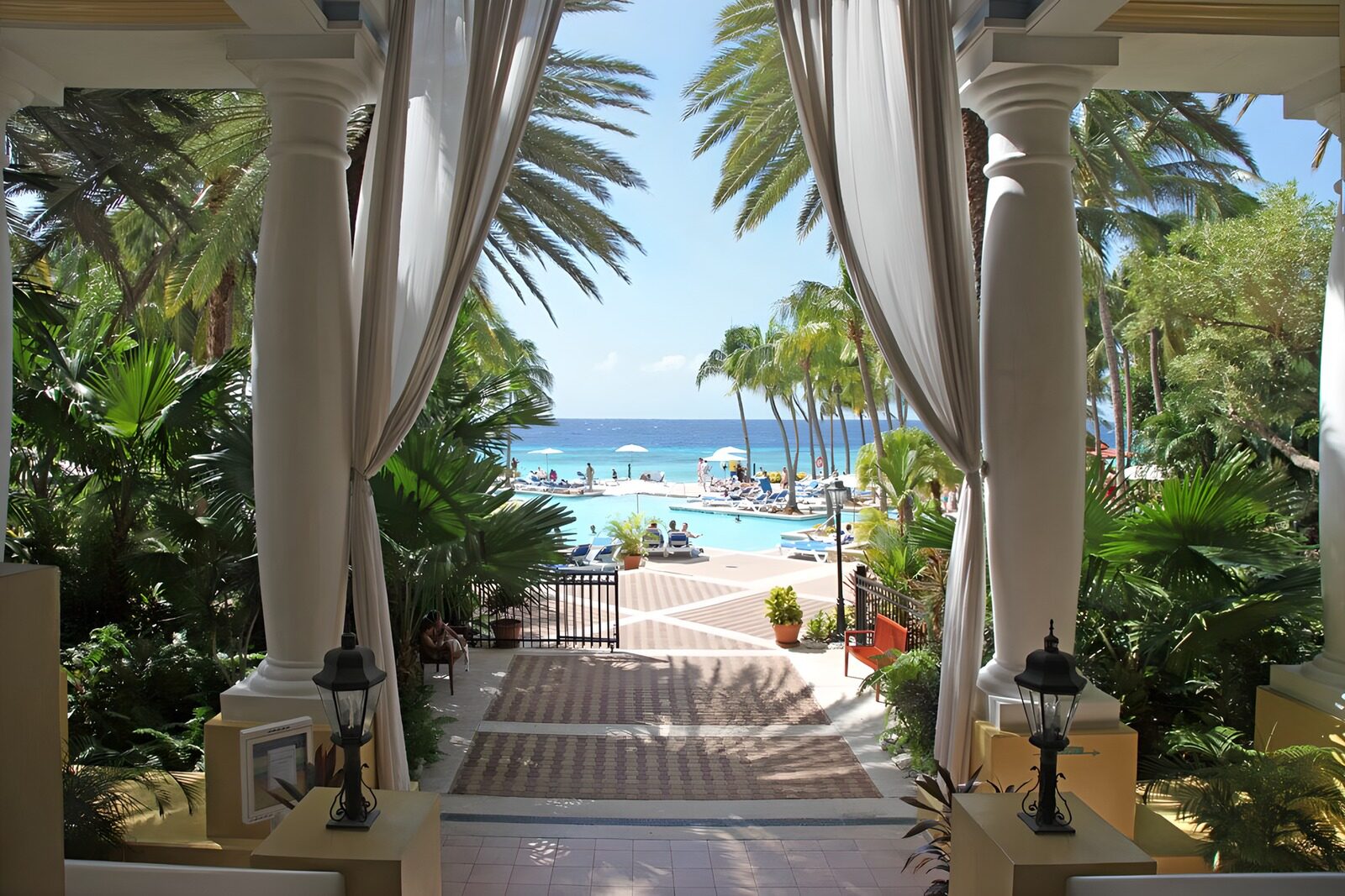 TPFR46069: Vue magnifique sur la plage