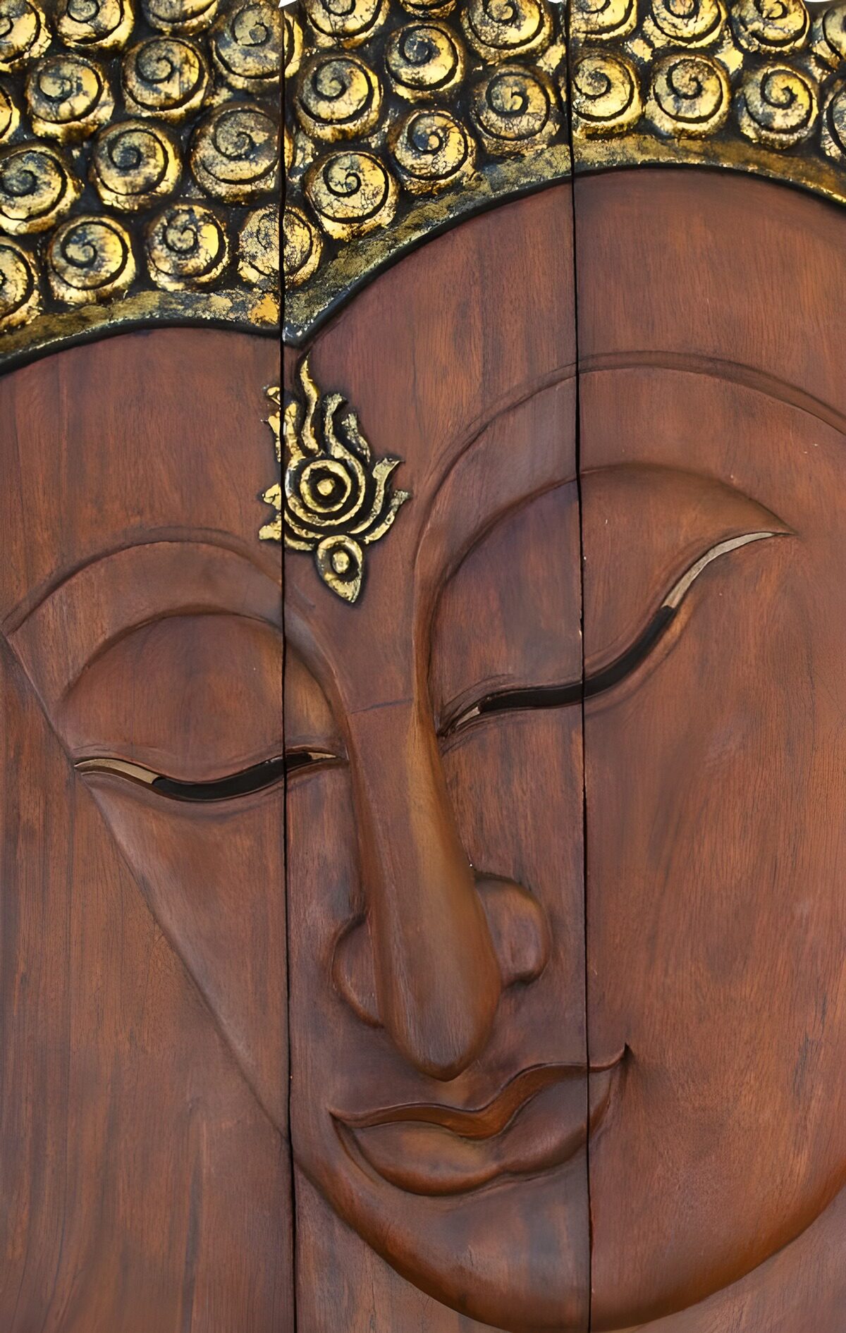 TPFR19287: Visage de Bouddha en bois sculpté