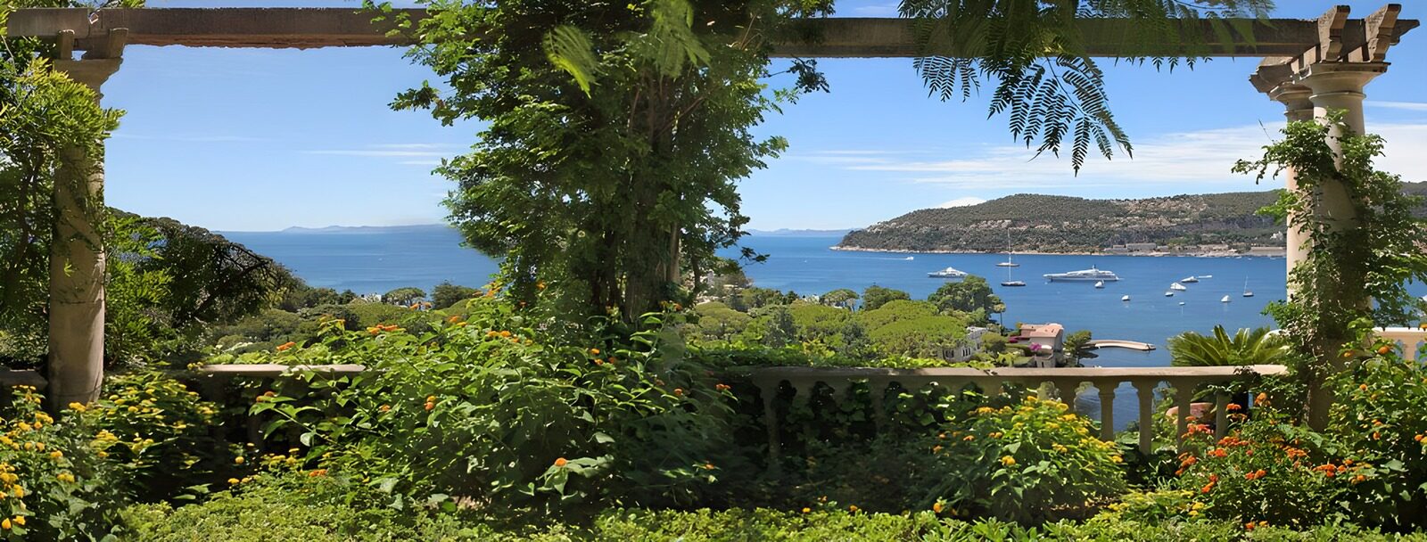 TPFR72286: Vue panoramique sur la mer