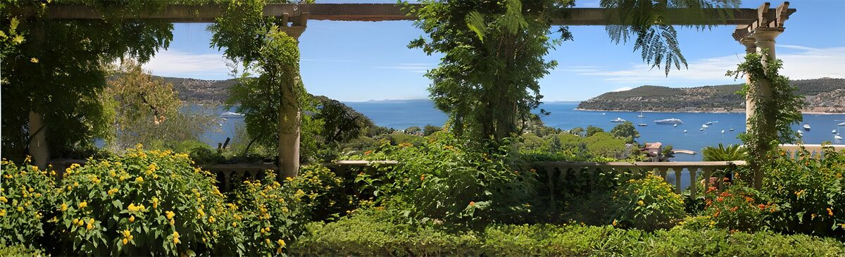 Vue panoramique sur le littoral