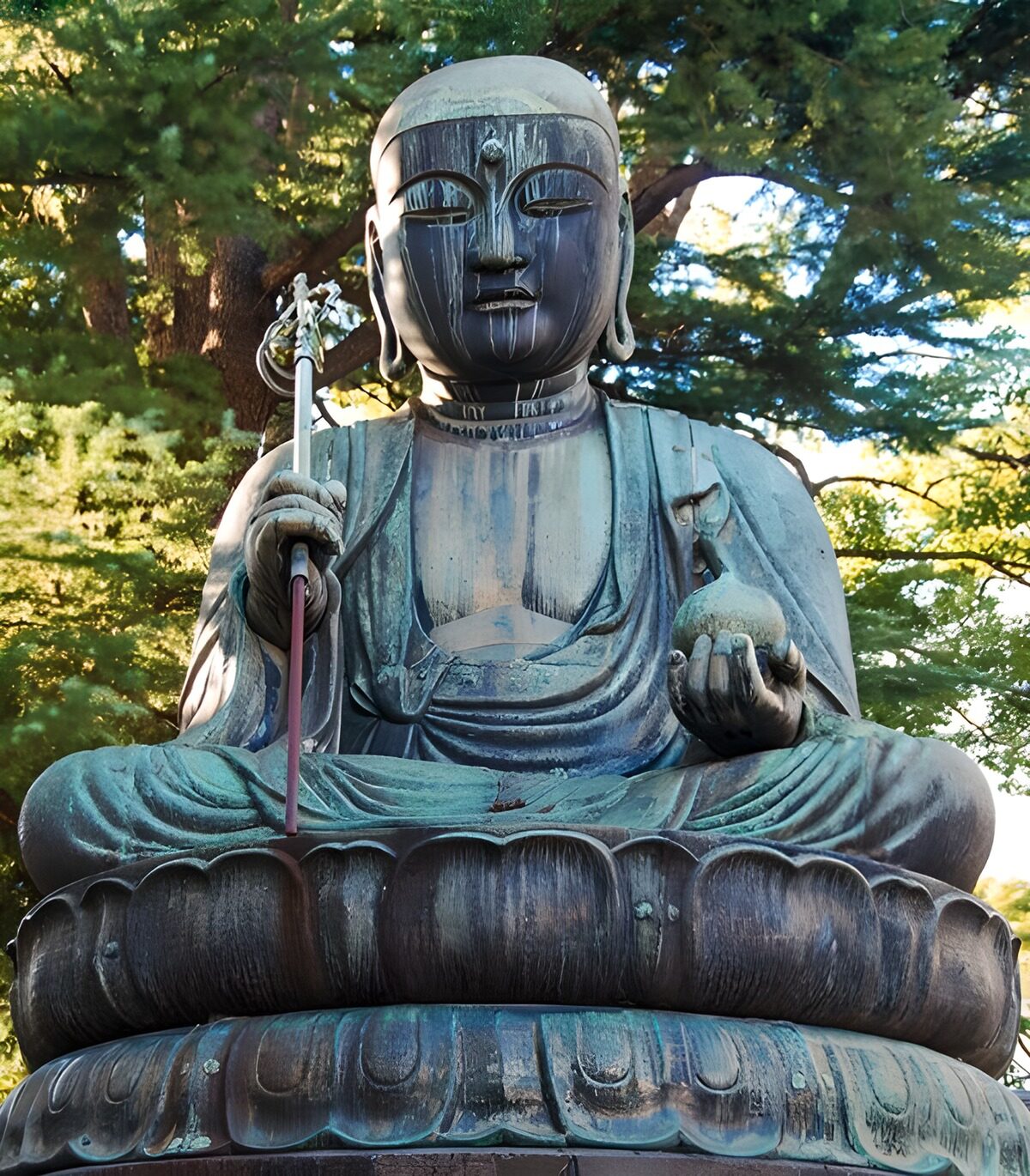 Statue de Bouddha en méditation