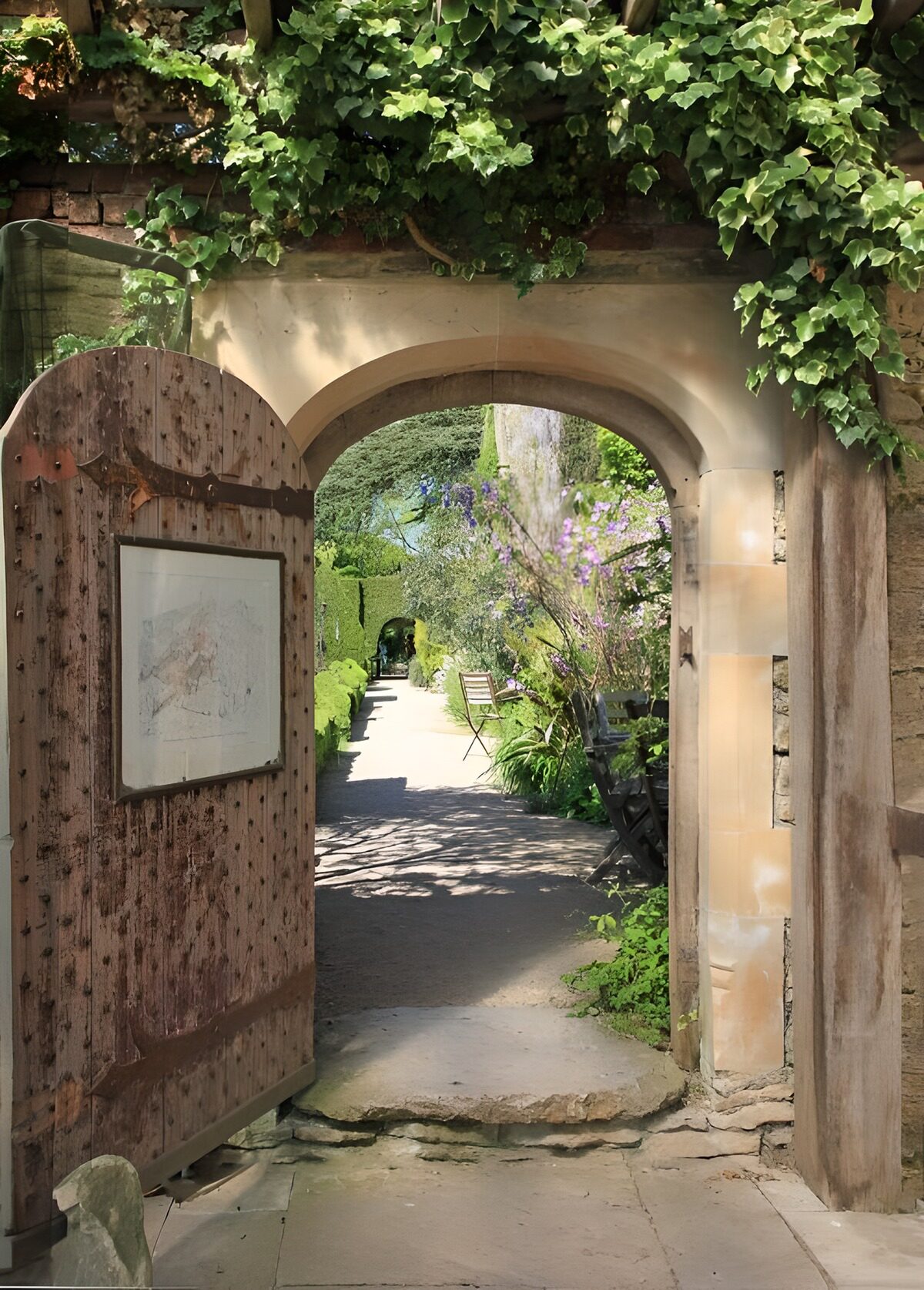 Portail vers le jardin secret